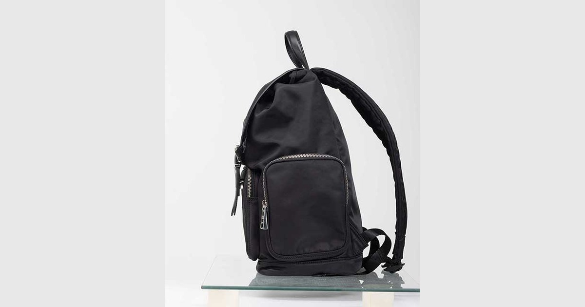 Manual Clipping Path vs AI Background Removal: Which One Actually Works for Product Photos?