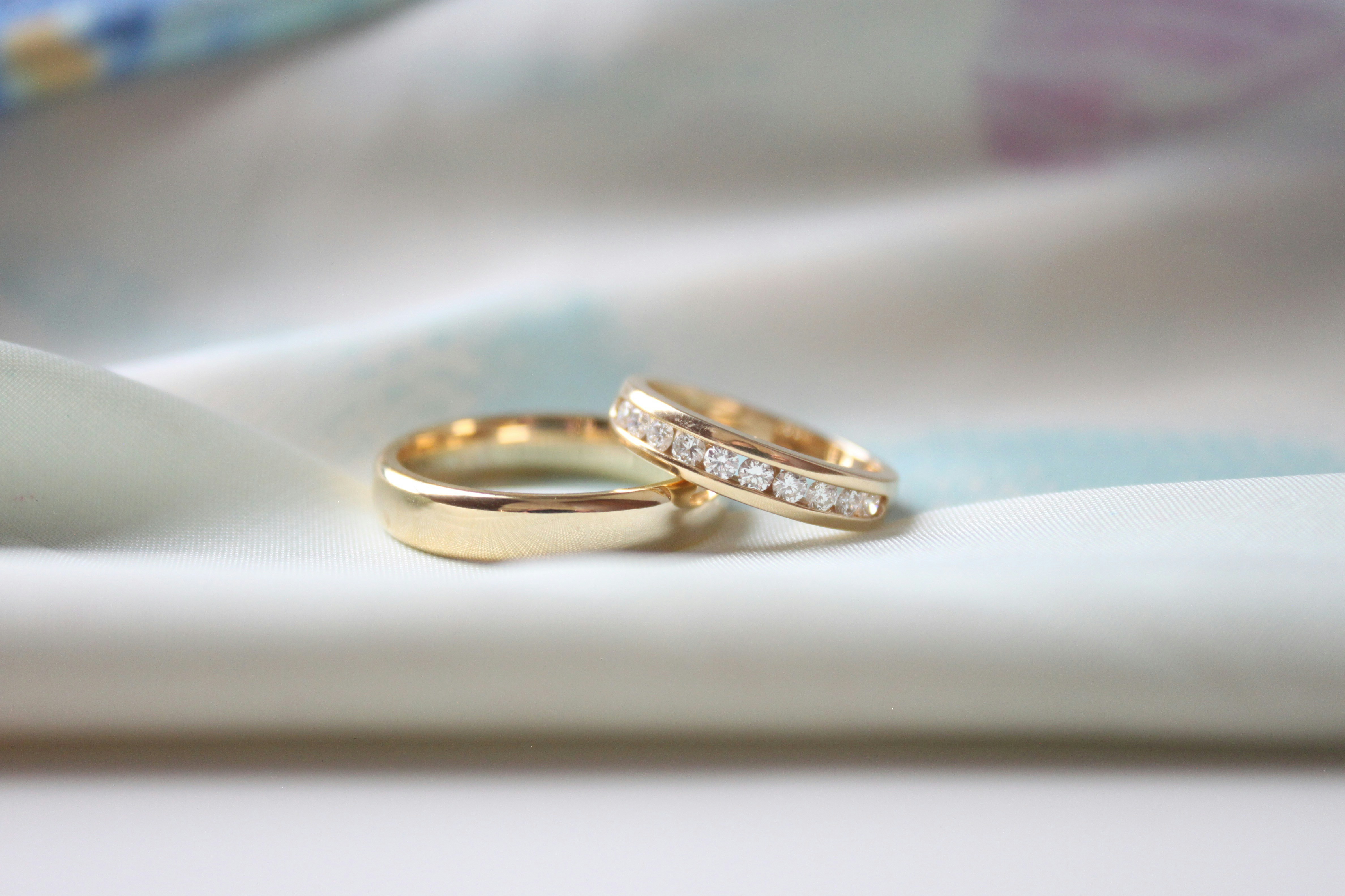 Multi Clipping Path Service: When One Path Isn't Enough for Your Product Photos